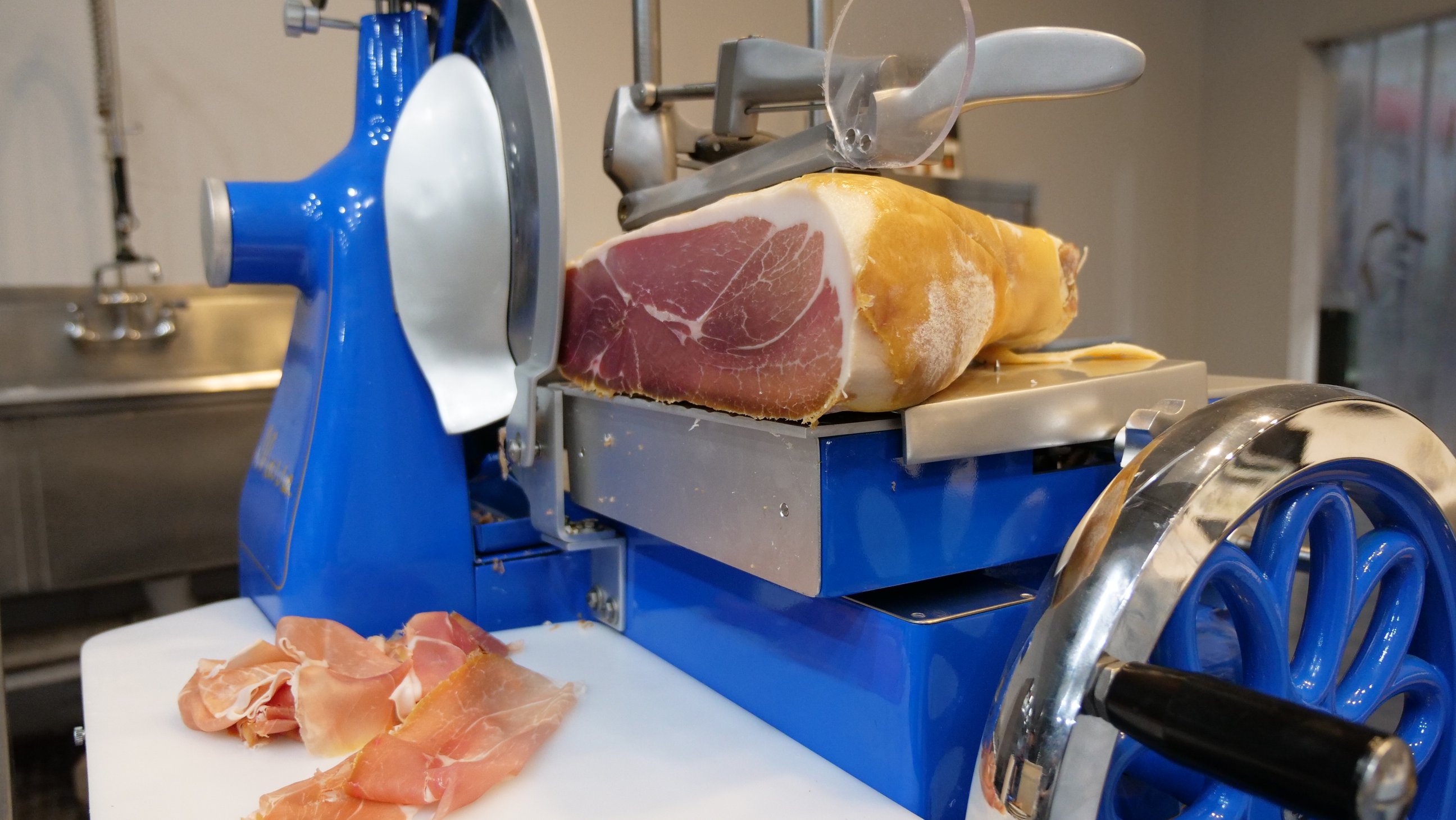 7 Best Flywheel Slicer Features for Charcuterie