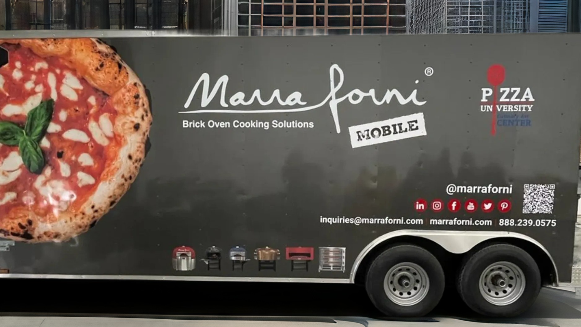 Marra Forni Pizza Food Truck image